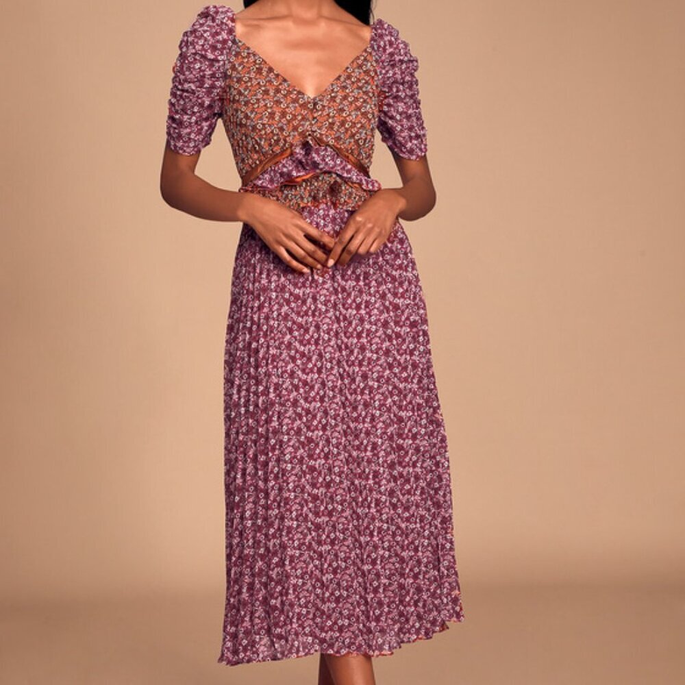 En Saison Purple Floral Midi Dress with Cutout